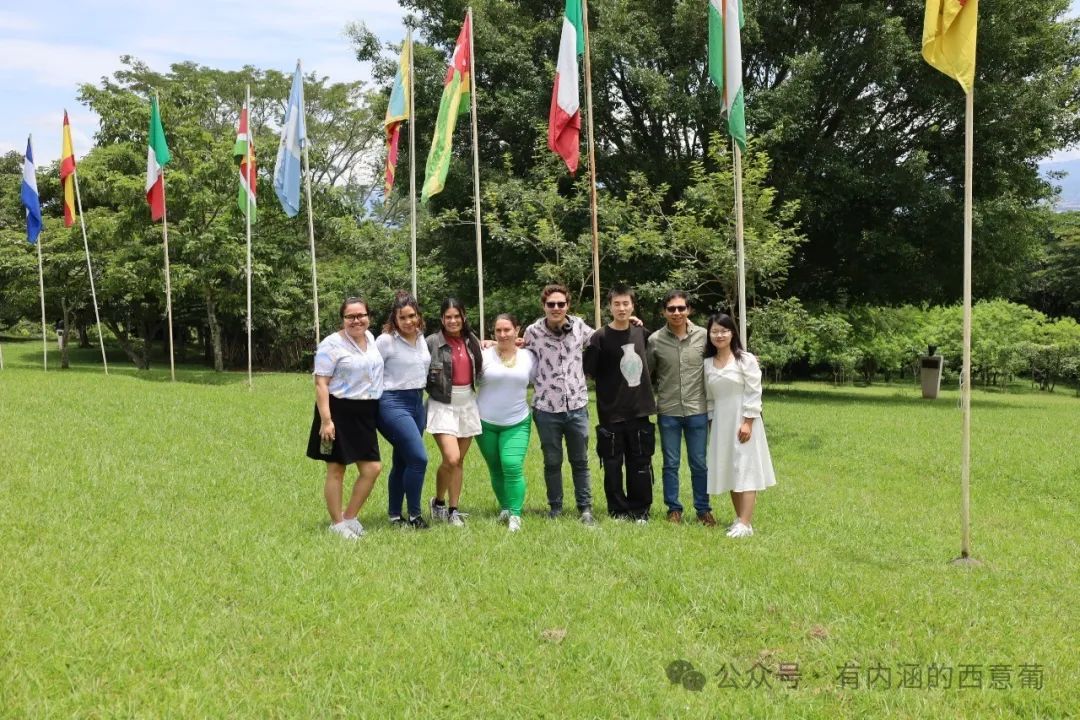 ̽��������Ұ����д����ƪ�¡�������������ѧԺѧ�������Ϲ���ƽ��ѧ��ѧ��ʵ